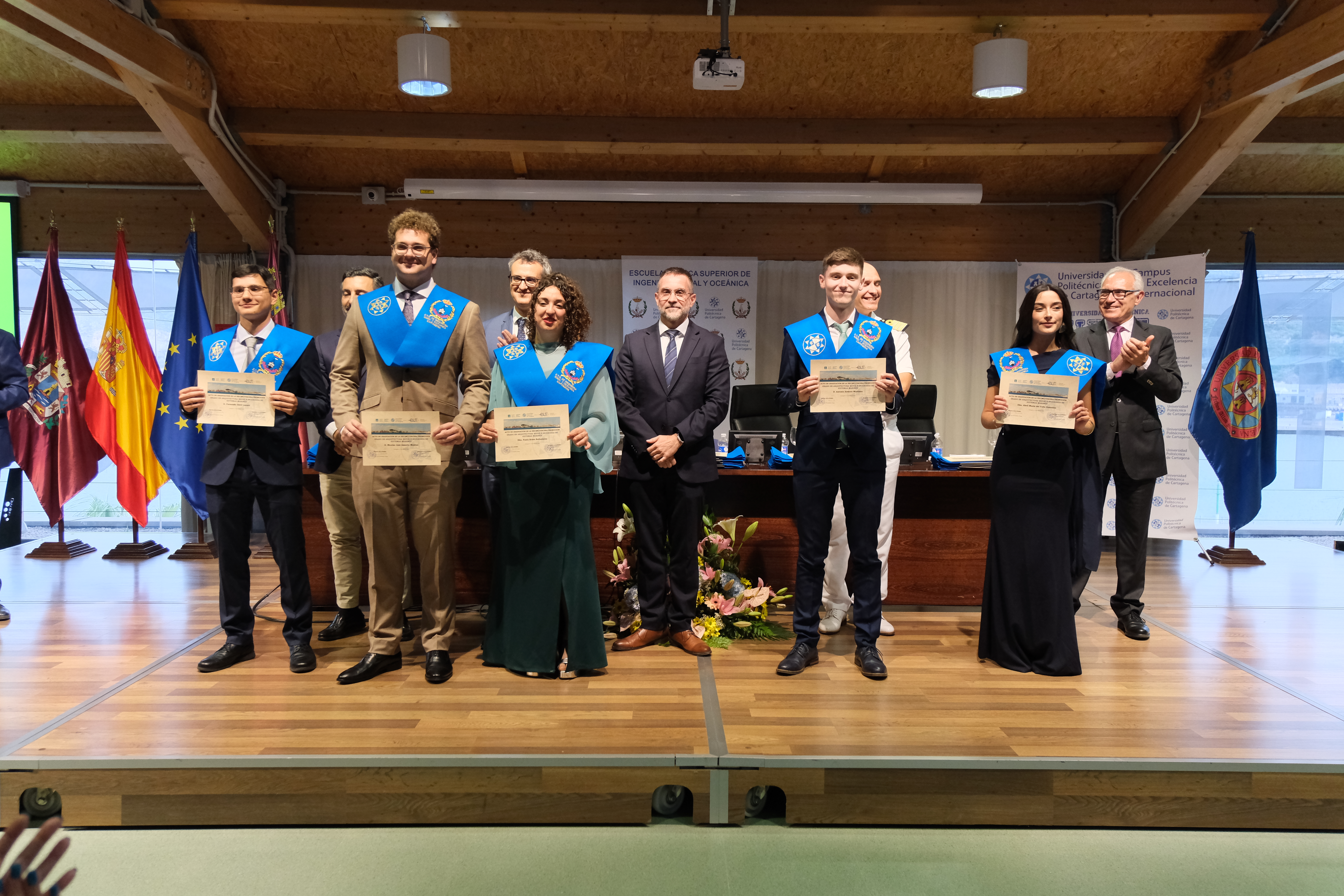 La Escuela de Ingeniería Naval y Oceánica celebra la graduación de sus nuevas promociones